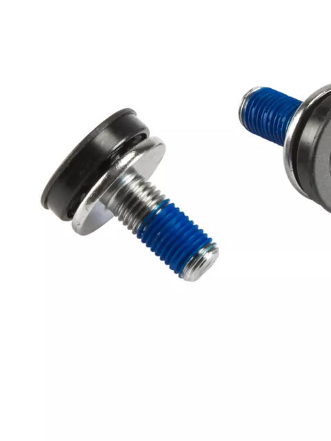 Болт для крепления шатунов